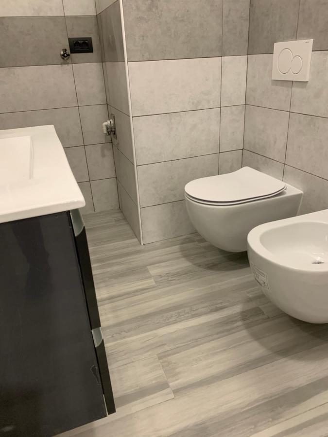 Апартаменти La Conchiglia A Marina Марина-ді-Каррара Екстер'єр фото